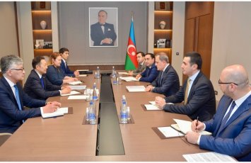 Ceyhun Bayramov AQEM-in baş katibi ilə görüşdü - FOTO