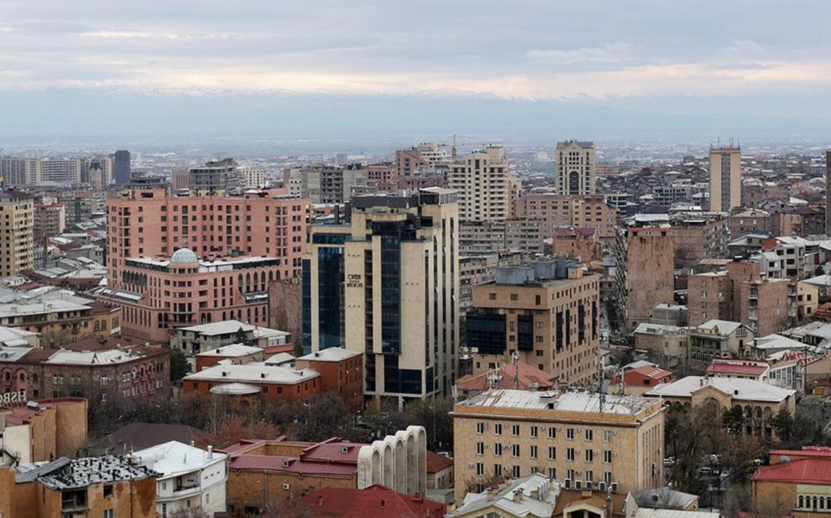 İrəvanda əski parçası qaldıranlar - Kapitulyasiyanı unudanların yaddaşını yeniləmək olar - ŞƏRH