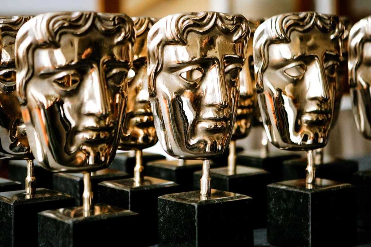 Эдриан Броуди и Майки Мэдисон завоевали премии BAFTA за лучшие актерские роли