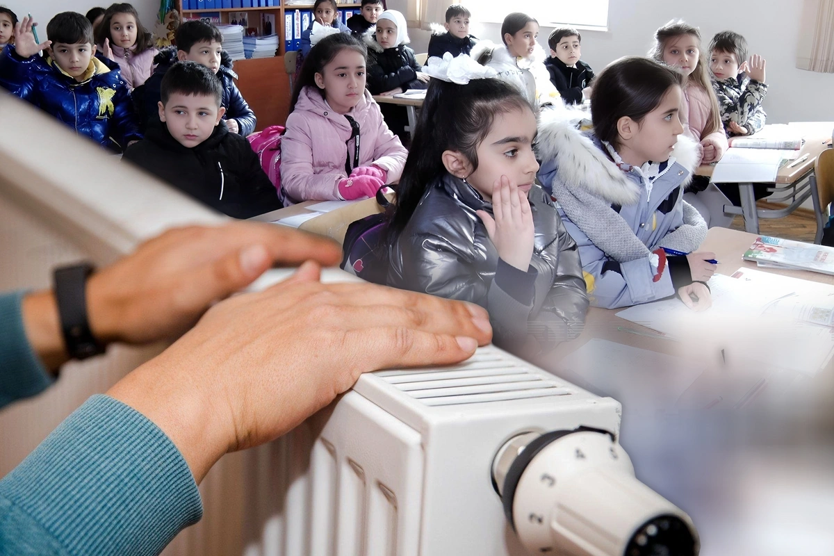 В хачмазском поселке школьники вынуждены учиться в неотапливаемых классах - Жалоба родителей