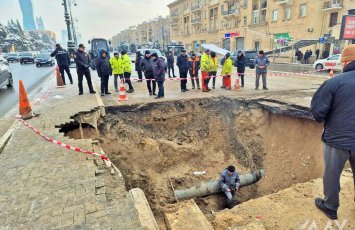 Движение по главной дороге простекта Гейдара Алиева ограничено-ФОТО