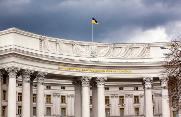 В МИД Украины отреагировали на поддержку Орбаном Трампа