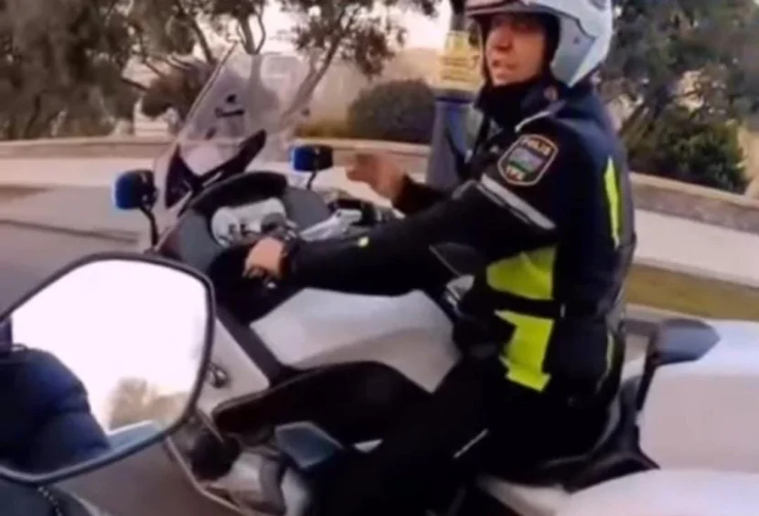 ''Səni qoruya heç nə yoxdur ehtiyyatlı ol'' - Polisdən motosiklet sürücüsünə məsləhət