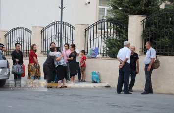 Жителям села Хыдырлы вручены ключи от частных домов
