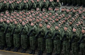 Россия увеличила план набора контрактников