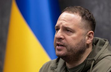 Ермак заявил, что США не принуждают Украину уступать территории