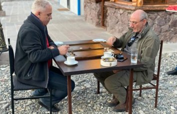Serjikin adamı Bako və Levonun Xankəndində nərd oynadığı günlərə dönmək istəyir...-FOTO