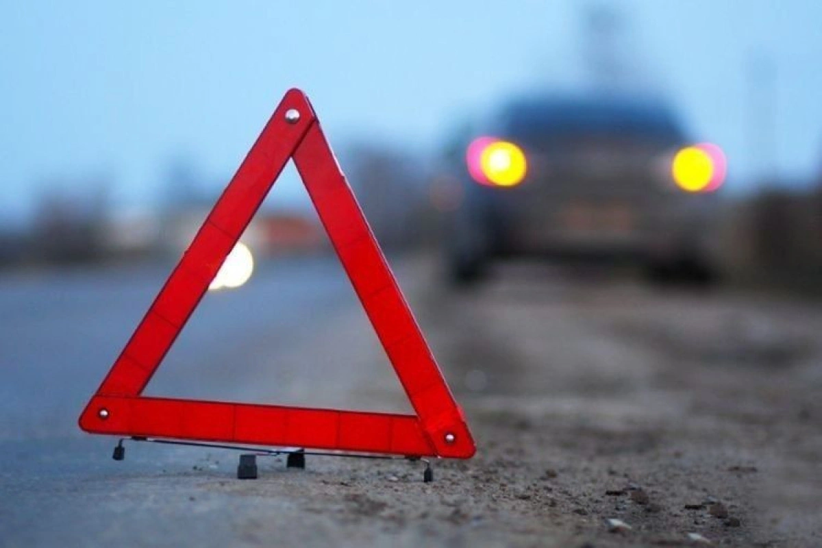 В Товузском районе четыре члена одной семьи пострадали в ДТП