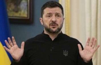 Зеленский заявил о проблемах в нефтяной отрасли РФ из-за украинских ударов