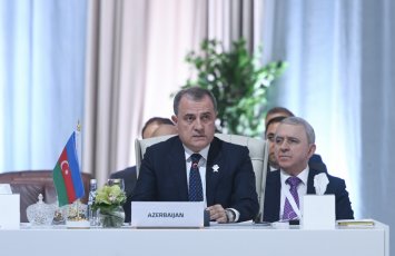 Ceyhun Bayramov Ərəb-İslam Sammitində Qətərin suverenliyi və ərazi bütövlüyünə dəstək ifadə edib - FOTO