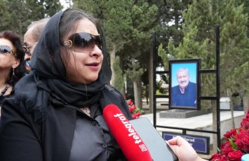Xalq artistinin qızı: 