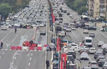 Bakıda 22 istiqamətdə tıxac var - SİYAHI