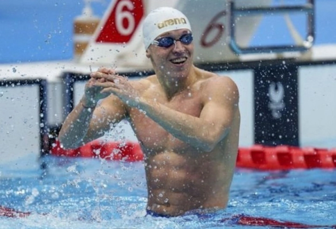 Азербайджанский пловец стал чемпионом мира