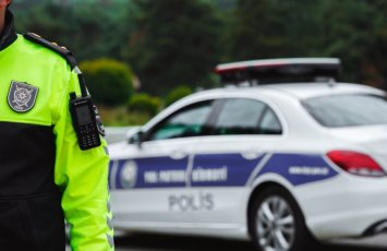 Məcburi dayanma zamanı bu qaydaları unutmayın - Sürücülərə xəbərdarlıq