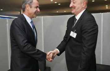 İlham Əliyev Yunanıstanın Baş naziri ilə görüşüb - FOTO