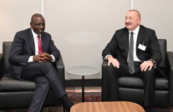 İlham Əliyev Keniya Prezidenti ilə görüşüb - FOTO