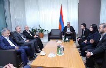 Ermənistan və İranın ədliyyə nazirləri Bakı ilə İrəvan arasında sülh prosesini müzakirə ediblər
