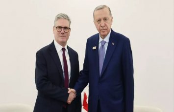 Ərdoğan Starmerlə telefonla danışıb