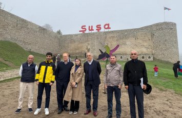 Çili senatorları Şuşa və Xankəndidə olublar - FOTO