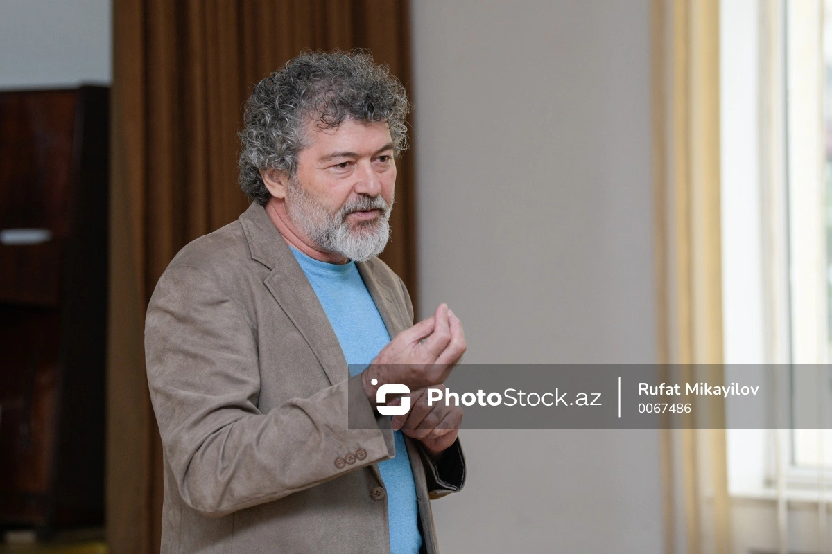 Издательство Qanun и сеть магазинов Əli və Nino вернулись на книжную выставку-ОБНОВЛЕНО