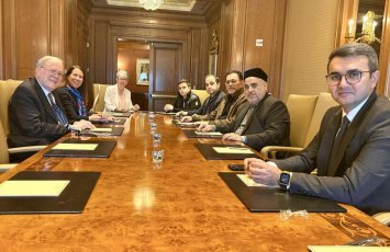 Allahşükür Paşazadə G20 Dinlərarası Forumunun rəhbəri ilə görüşdü