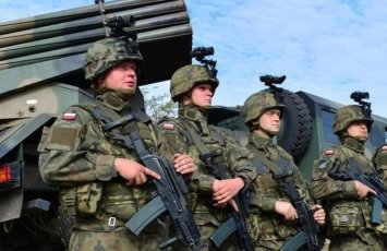 Польша наращивает армию через добровольные курсы