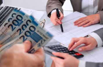 İşləyənlərin nəzərinə: Bu halda hər gün üçün əlavə pul ala bilərsiniz