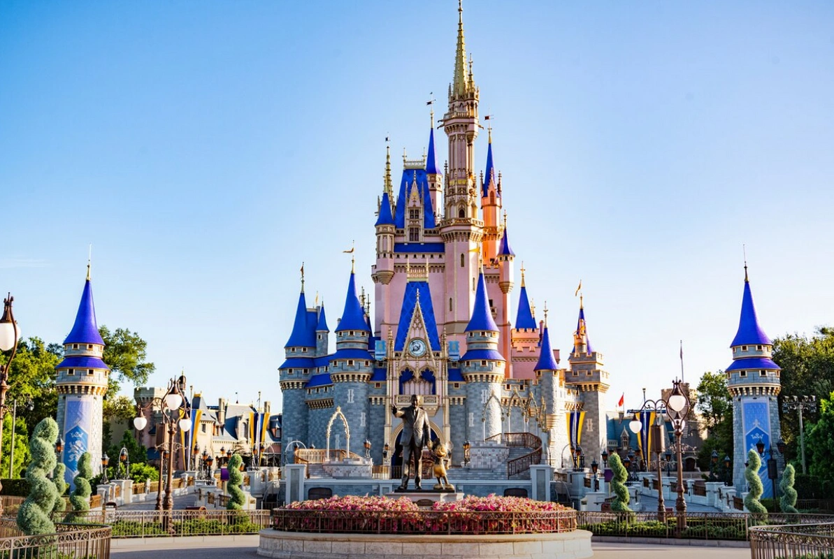 Три загадочных смерти произошли в Disney World за две недели