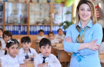 Müəllimin 8 saatlıq iş rejimi bizə nə vəd edər? - AÇIQLAMA