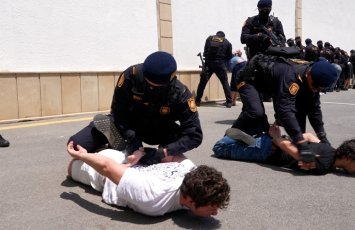 Məhkəmə Bakıda saxlanılan ruslarla bağlı QƏRAR VERDİ