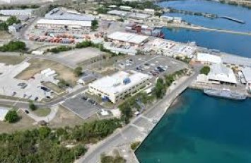 Аэропорт базы США Гуантанамо закрыли из-за урагана 