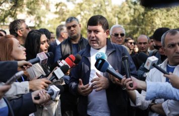 Кандидата в премьеры Армении Амбарцумяна арестовали после поездки в РФ