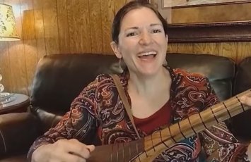 Amerikalıdır, gədəbəylilər kimi saz çalır - VİDEO