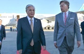 Токаев прибыл в Вашингтон