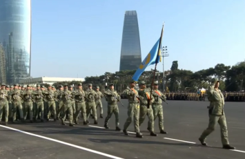 Bakıda hərbi paradda ilk dəfə insansız sistem qoşunlarının parad heyəti keçib