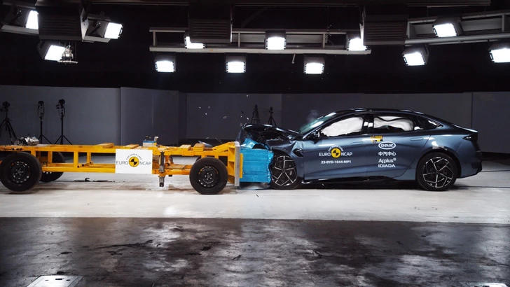 В Азербайджане набирают популярность автомобили, не прошедшие краш-тесты