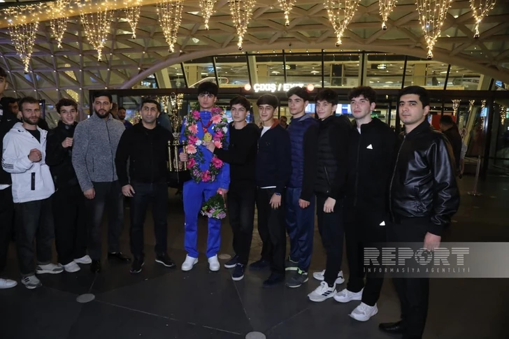 Азербайджанские спортсмены, успешно выступившие на Исламиаде, вернулись на родину-ФОТО