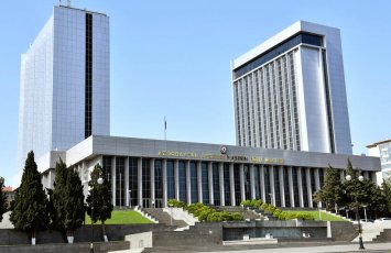 Milli Məclisin plenar iclası keçirilir