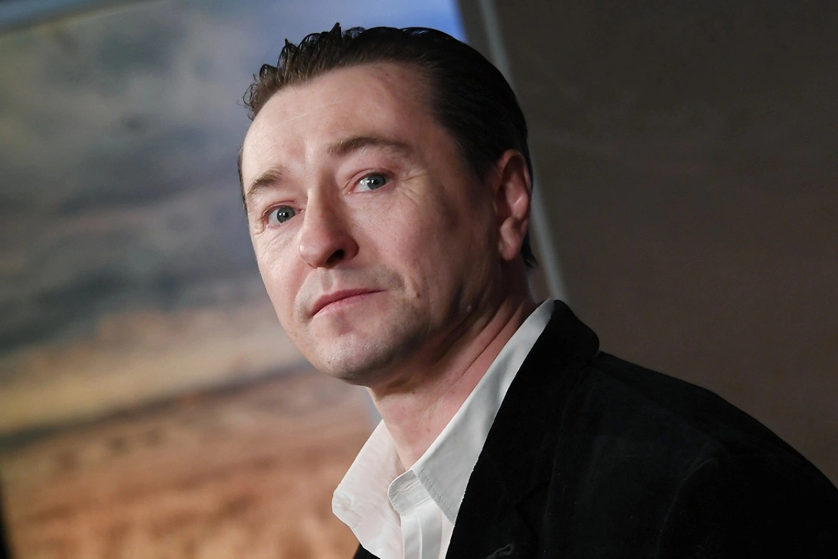 Сергей Безруков подал в суд из-за продажи масок со своим лицом-ФОТО