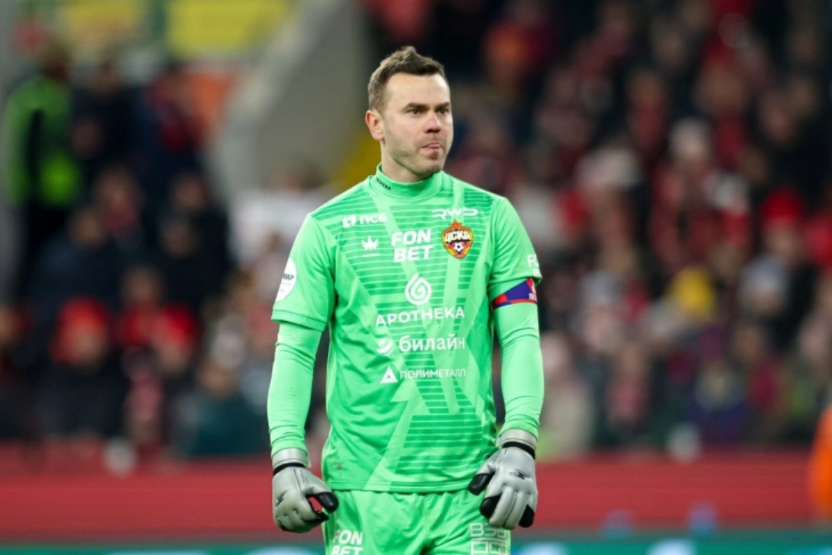 ÇSKA-nın qapıçısı Rusiyanın Rekordlar Kitabına düşüb