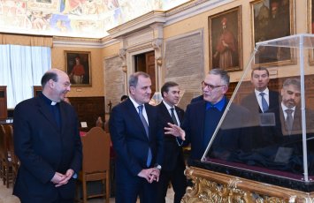 Ceyhun Bayramov Vatikan Apostol Kitabxanasında - FOTO