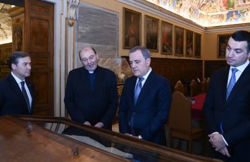 Байрамов восхищён уникальной библиотекой Ватикана-ФОТО