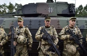 ФРГ перебрасывает 800 тыс. военных к границе РФ
