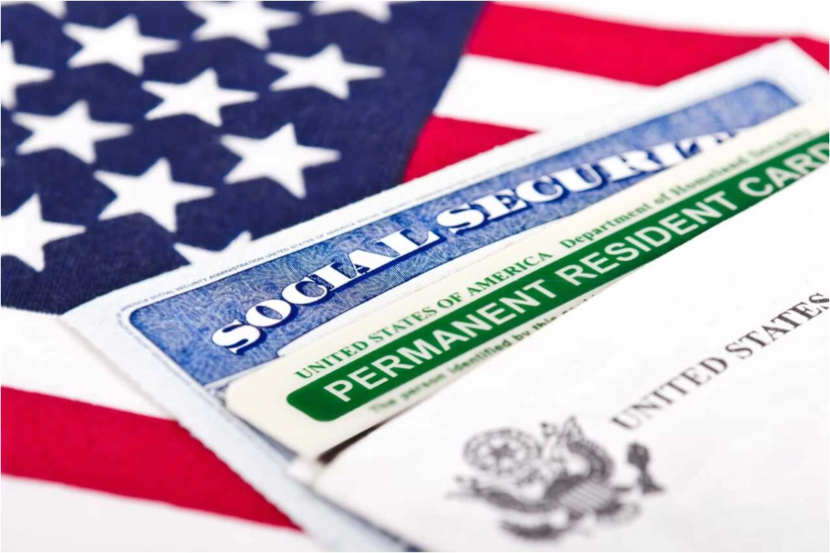 Melaniya Tramp və İlon Maks ABŞ vətəndaşlığından məhrum ola bilərlər