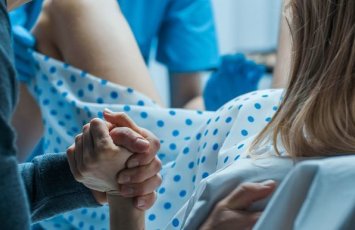 Bakıda FACİƏ: ana doğuş zamanı öldü