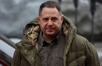 “Yermak işdən çıxarıldıqdan sonra ən azı on vəzifəsində qalıb” − KİV