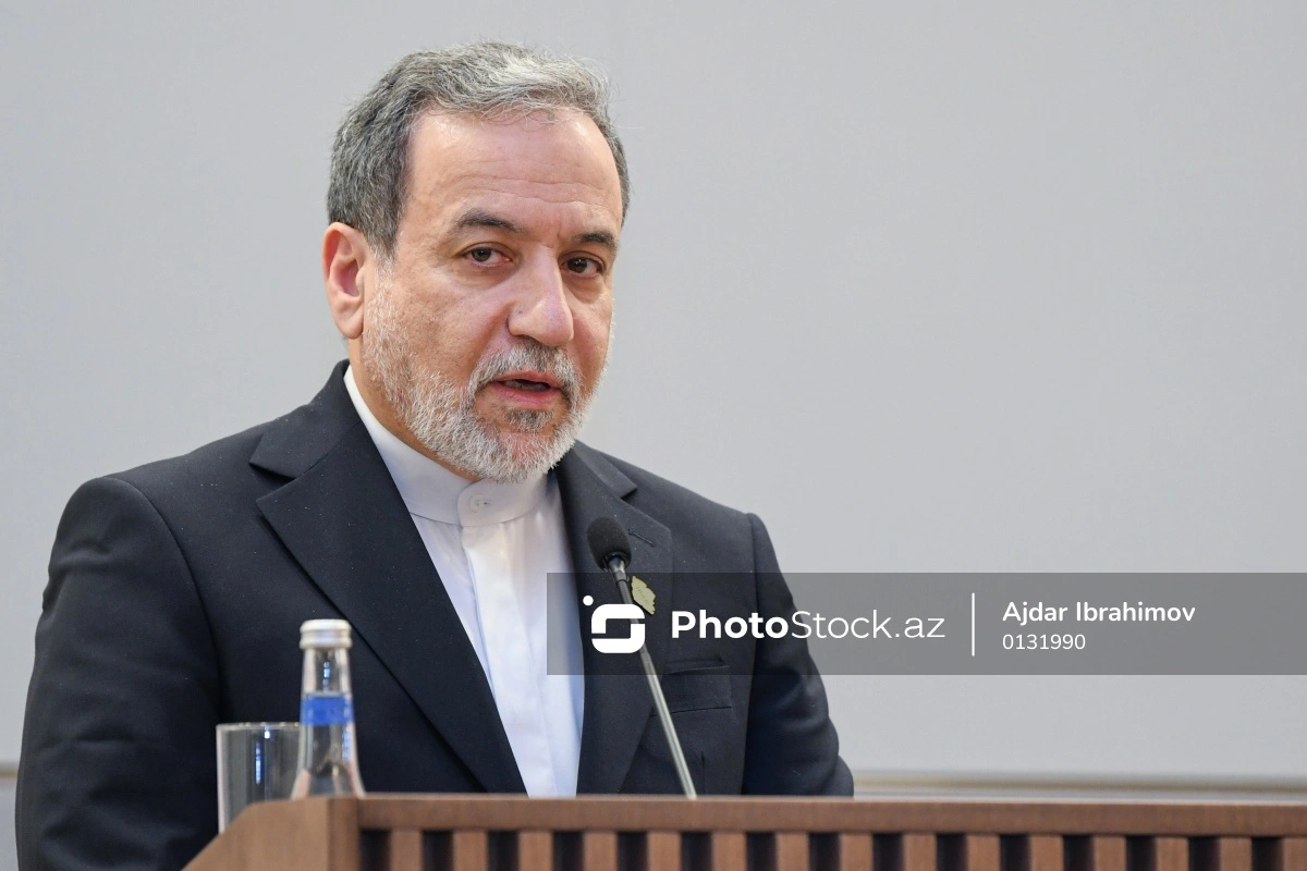 Abbas Əraqçı Bakı Dövlət Universitetində tələbələr və müəllim heyəti ilə görüşüb - FOTO