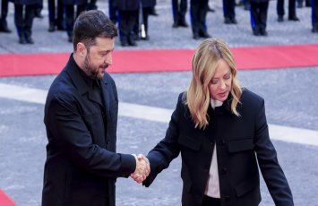 KİV: Corcia Meloni Zelenskini “ağrılı güzəştlərə” hazır olmağa çağırıb