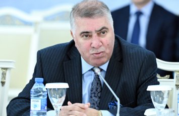 “Televiziya bərbad gündədir, aparıcılar ləhcə ilə danışır” - Dilçilik İnstitunun direktorundan ETİRAZ+ÖZƏL