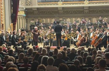Buxarestdə dirijor Fuad İbrahimovun rəhbərliyi ilə konsert keçirilib - FOTOLAR